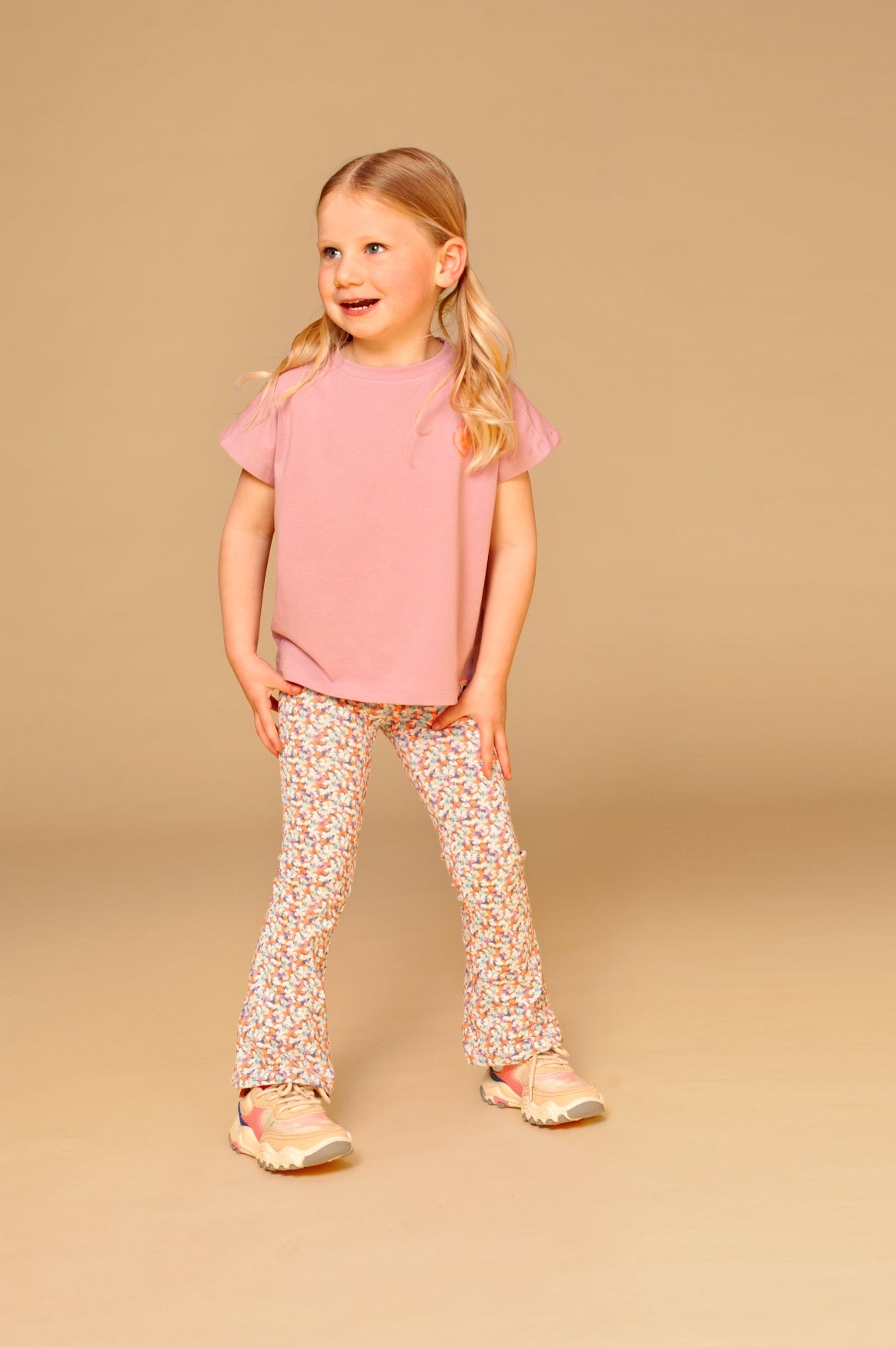 STAINS AND STORIES - FLARED BROEK BLUSH