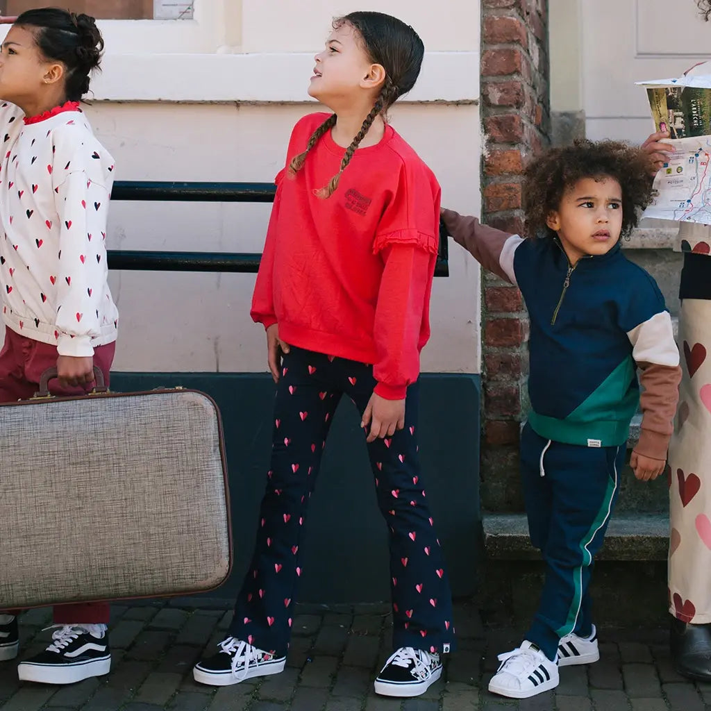 STAINS AND STORIES - HARTJES SWEATPANTS BLAUW