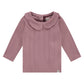 A TINY STORY - ROUGE SHIRT MET KRAAG