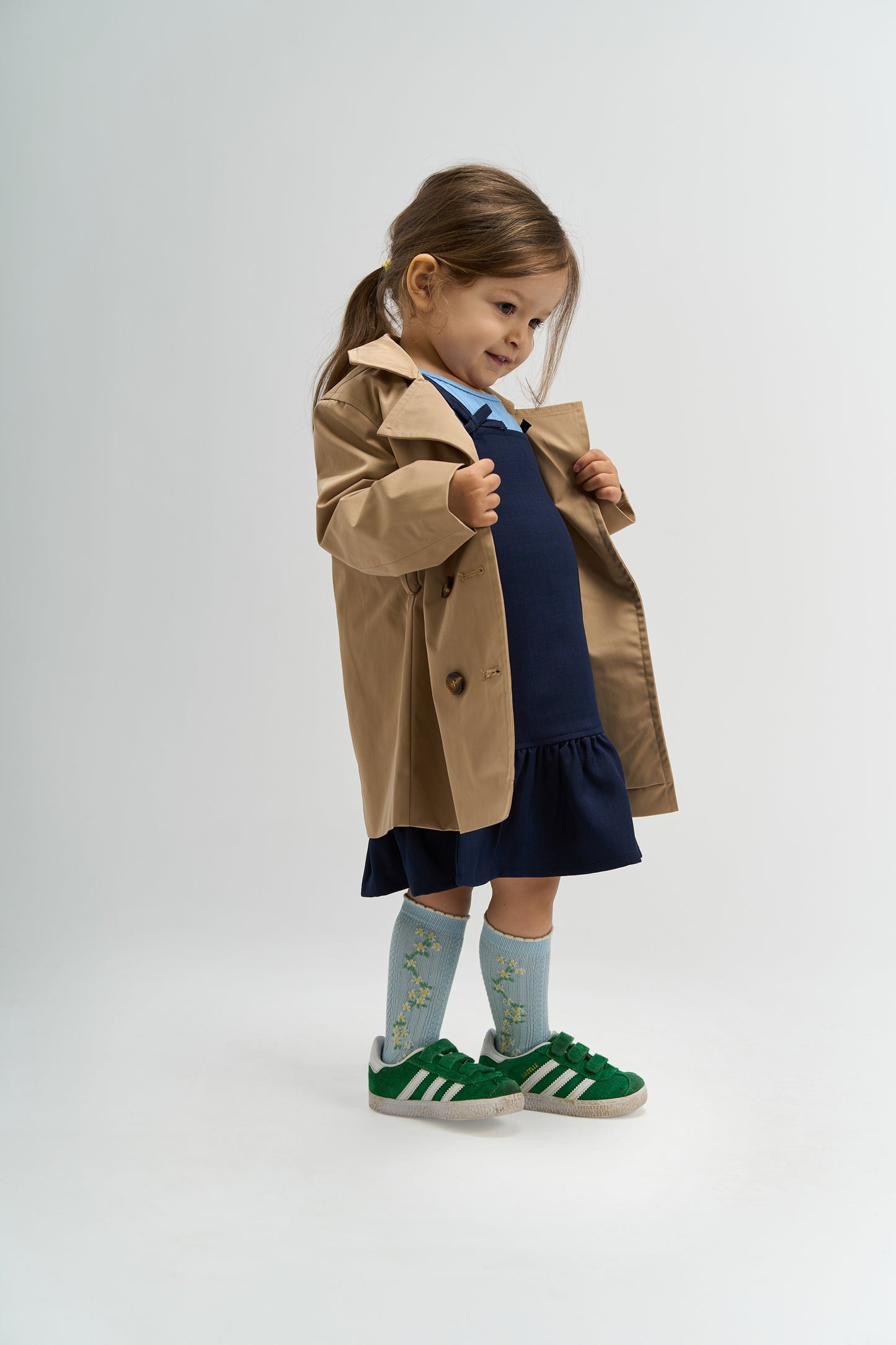 THE NEW - TRENCHCOAT HUMUS