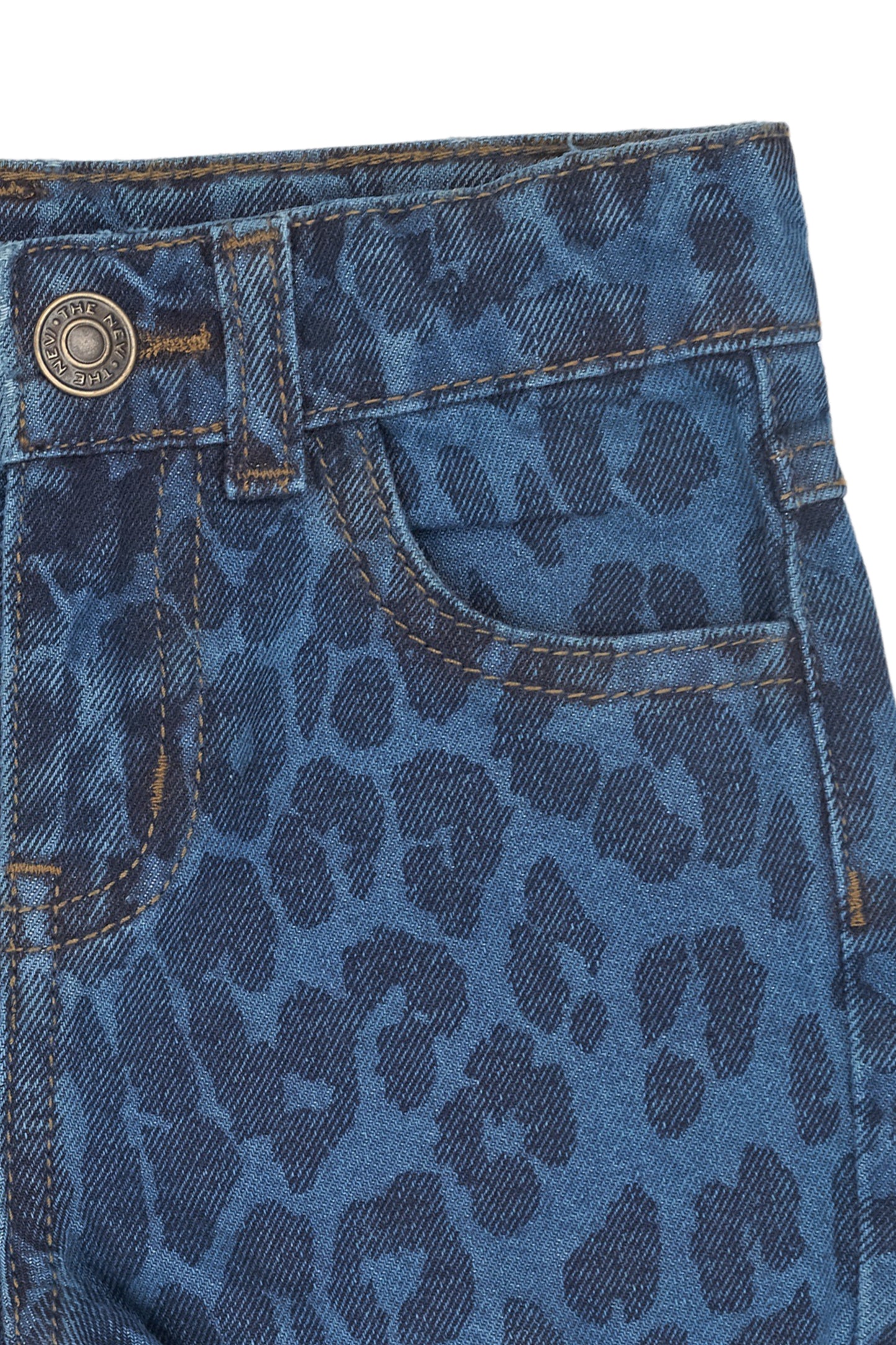 THE NEW - LEO PEARL SHORT